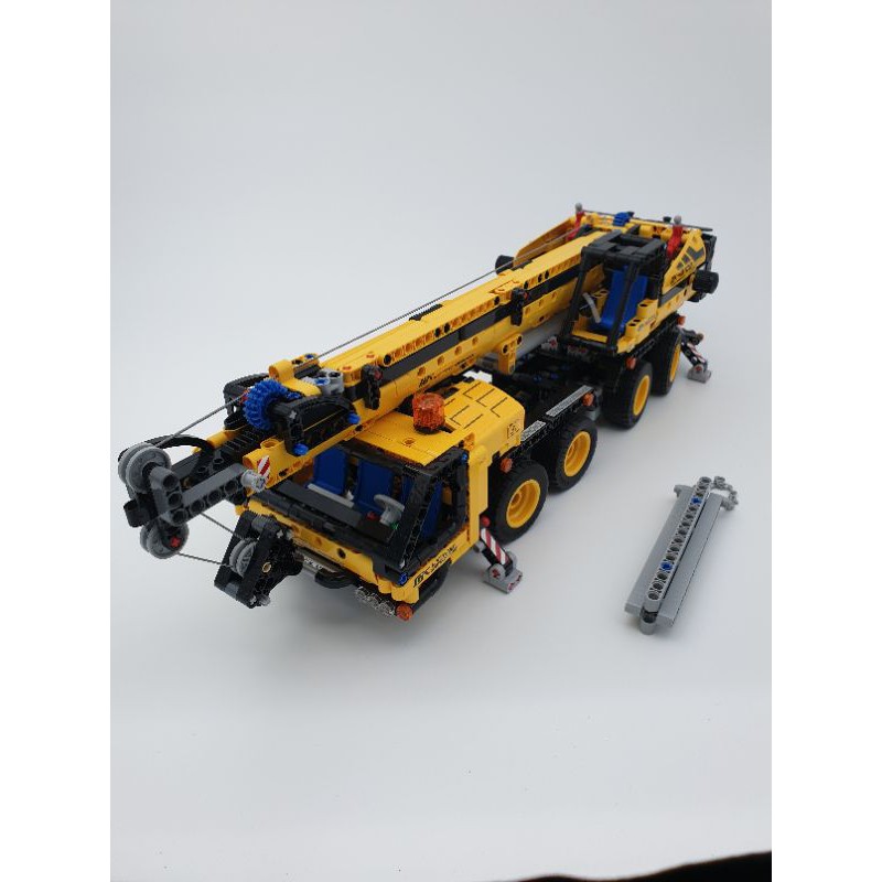  LEGO Technic Mobile Crane 42108 Building Kit, A Super Model  Crane to Build for Any Fan of Construction Toys, New 2020 (1,292 Pieces) :  Toys & Games