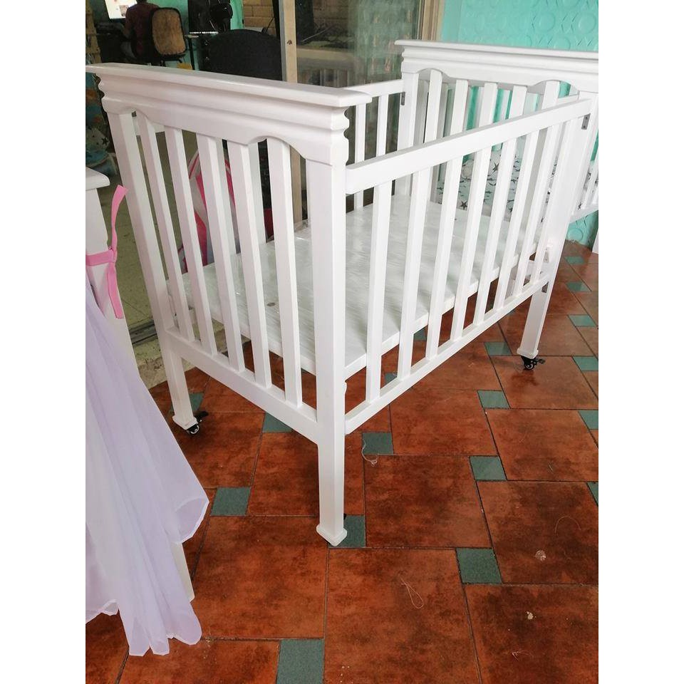 Baby sales crib size