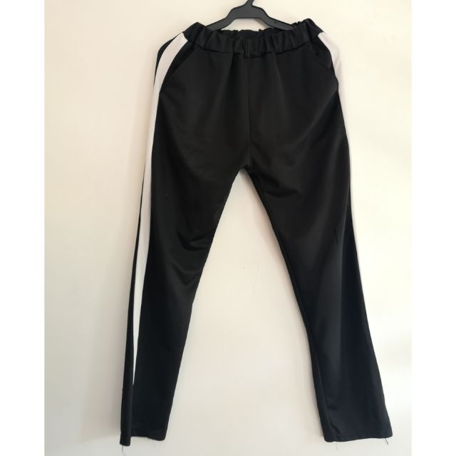 Jogger pants cheap with white lines