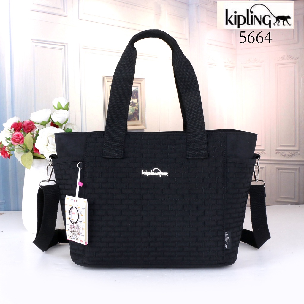 Original kipling clearance sling bag price