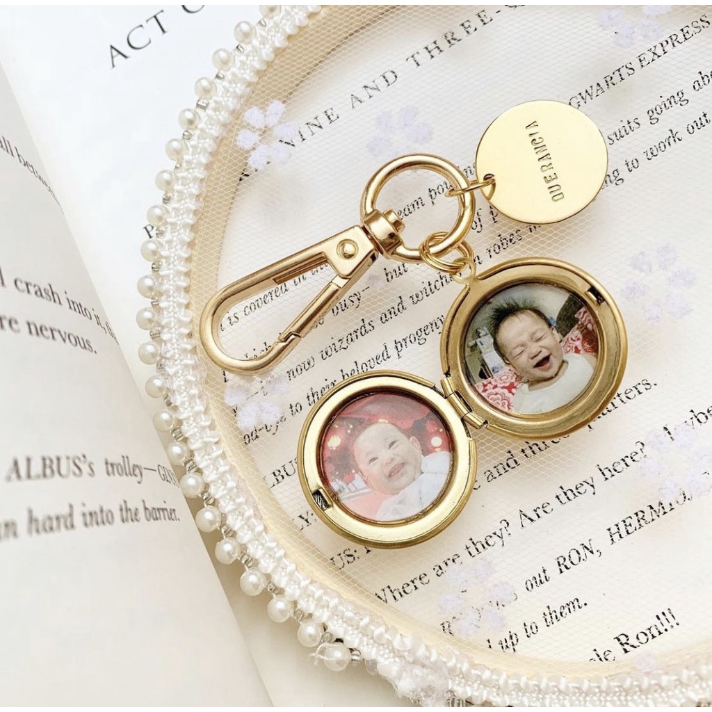 Personalized photo hot sale locket keychain