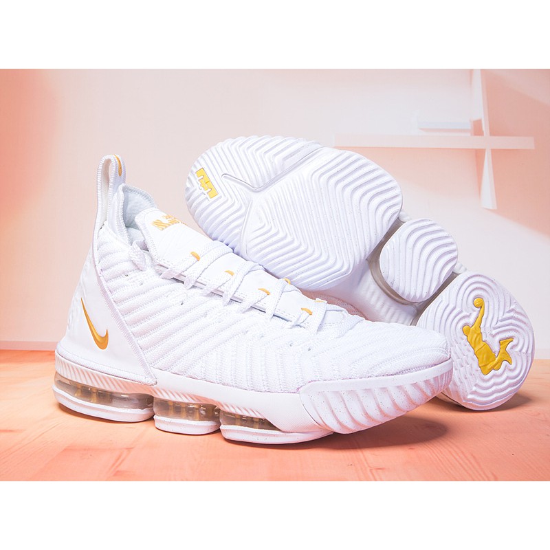 Lebron store white 16