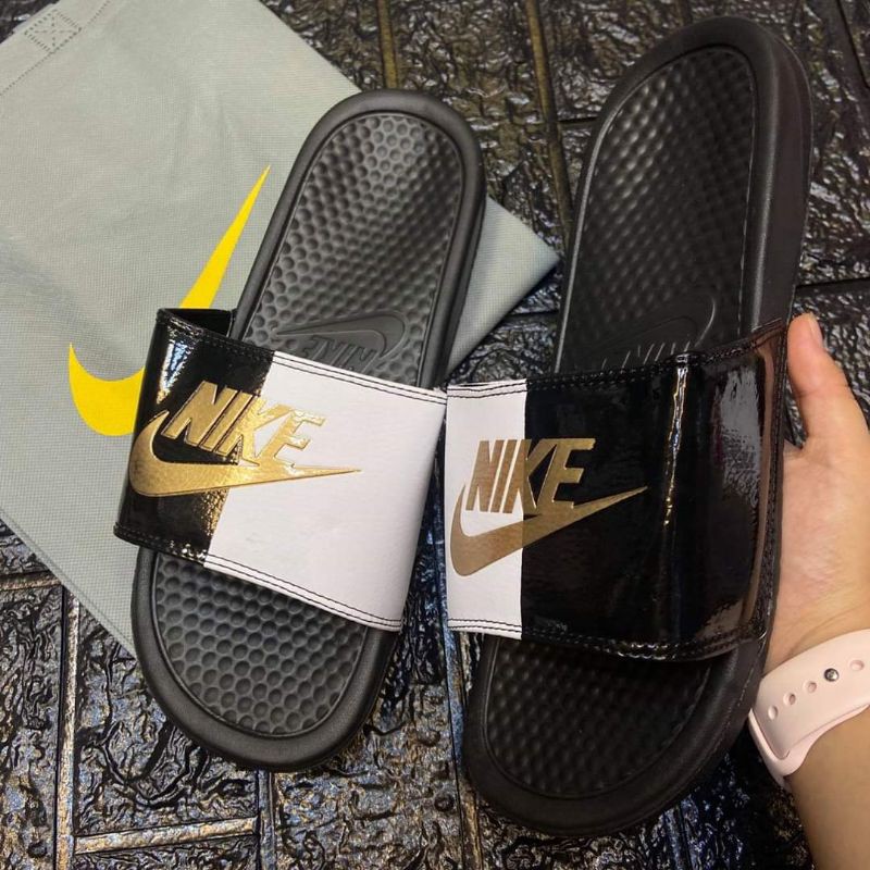 Nike store slippers colors