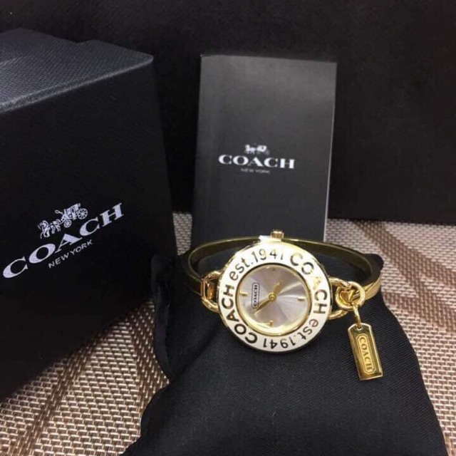 Coach bangle outlet watch price