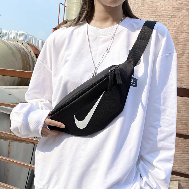 Shoulder waist outlet bag