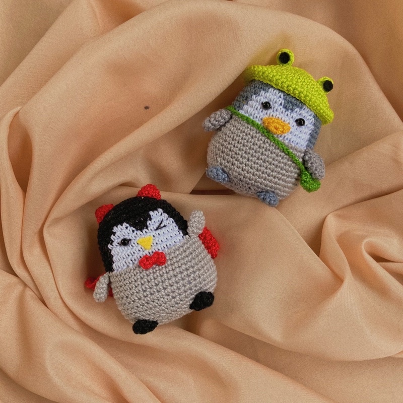 Baby Penguin Keychain Crochet