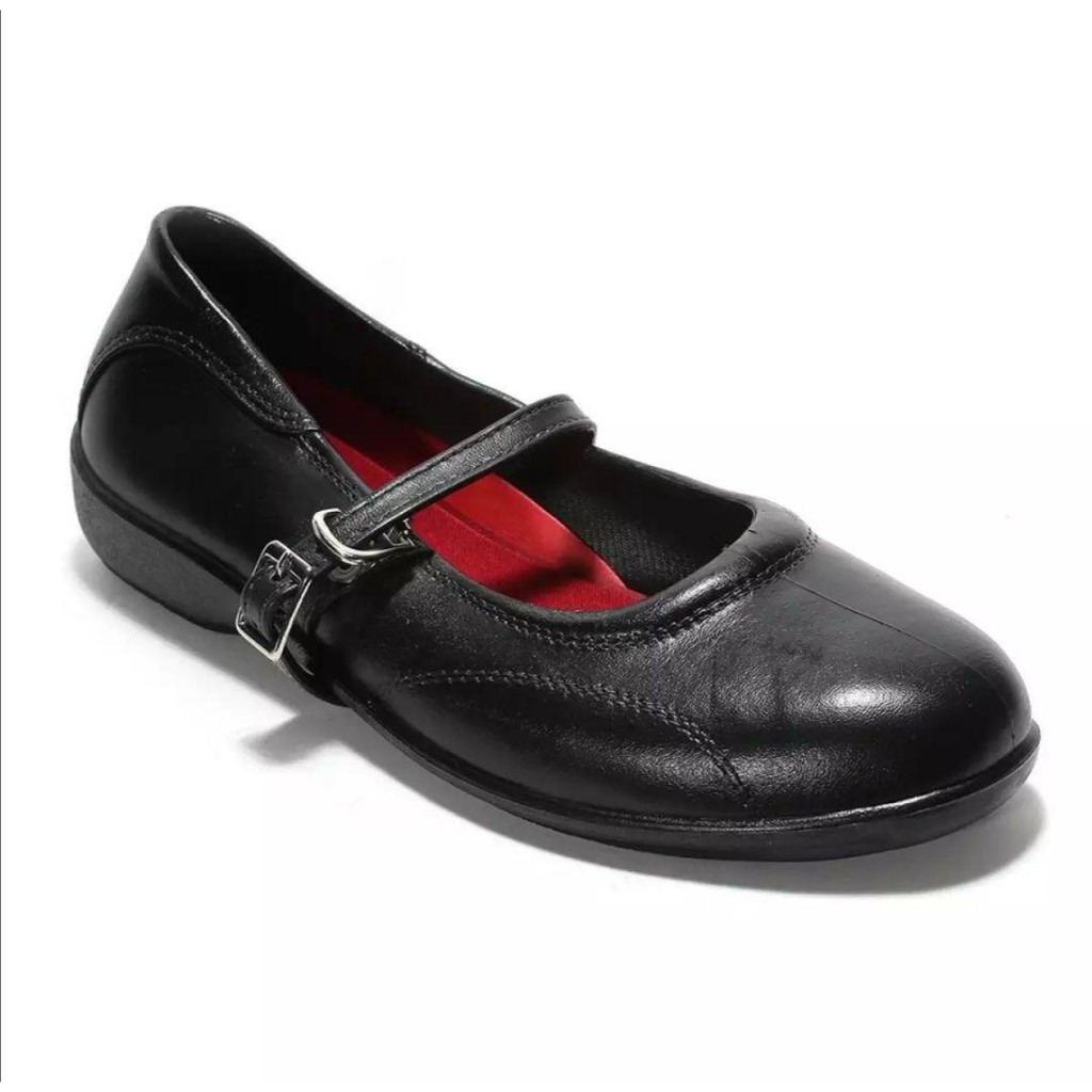 Easy soft sale black shoes