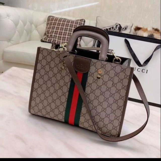 Gucci two cheap way bag