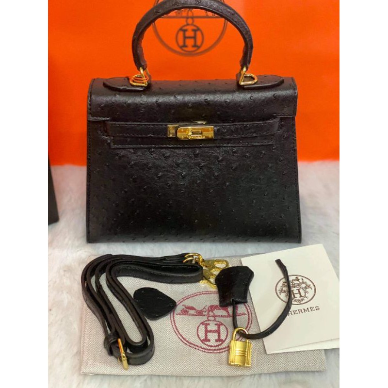 HERMES Kelly Ostrich Leather Bag in Black with big magnetic box
