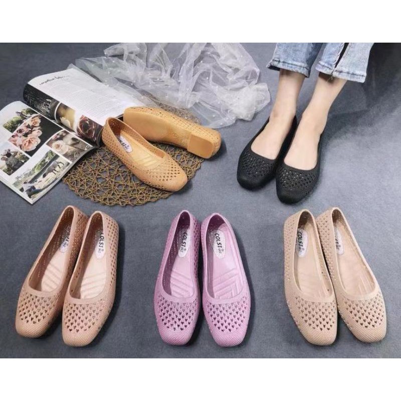 Office hot sale jelly shoes