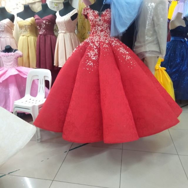 Wedding gown shop umbrella cut