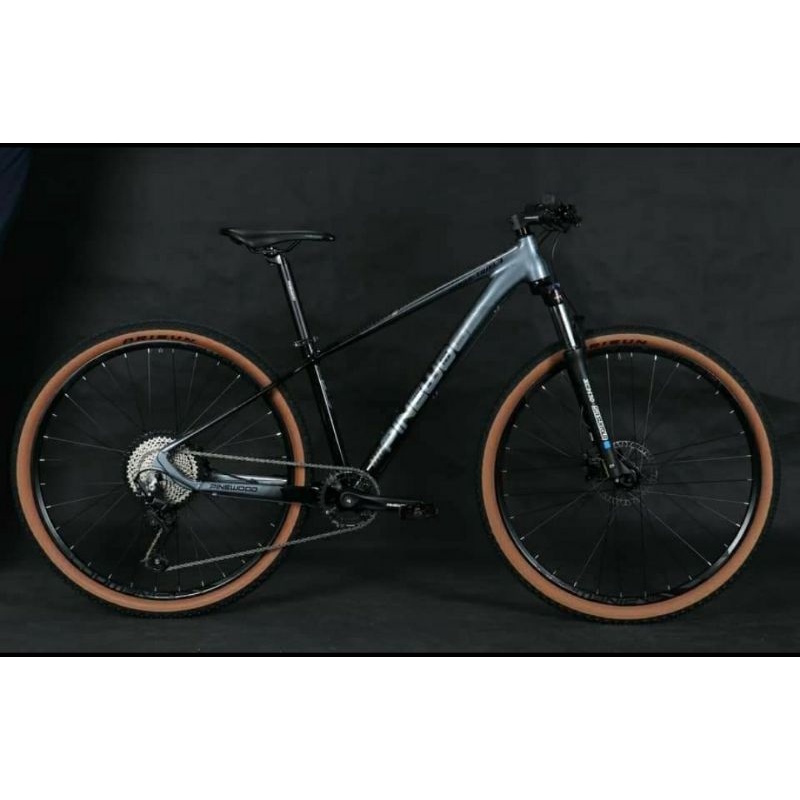 Pinewood mountain deals bike