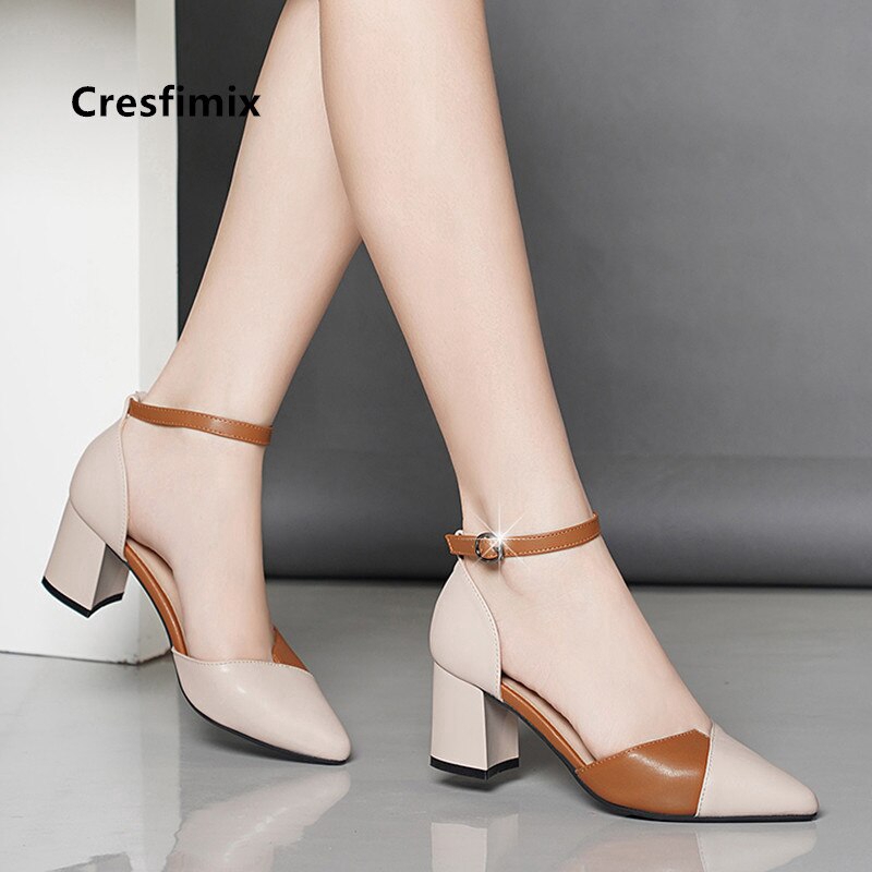 Cute best sale pump heels