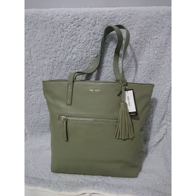 Sale Original Nine West Shoulder bag Price negotiable