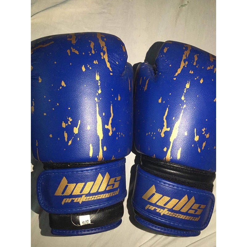 Bulls professional store boxing gloves