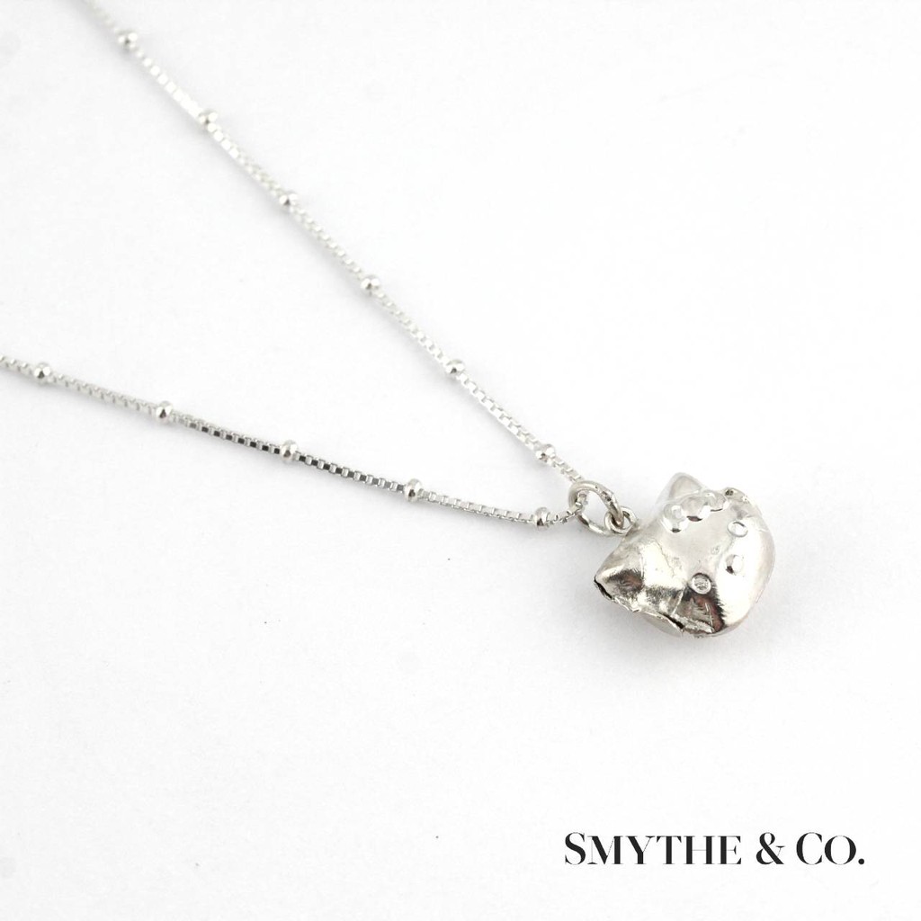 Hello kitty deals silver necklace