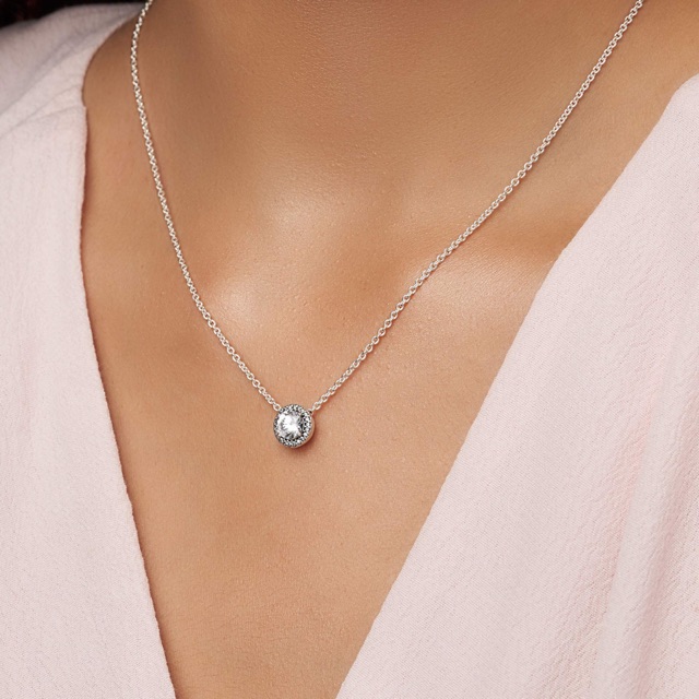 Pandora round halo deals necklace