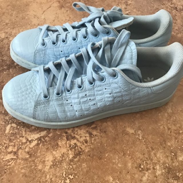 Adidas stan best sale smith crocodile skin