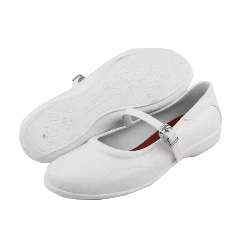 Easy soft deals white shoes