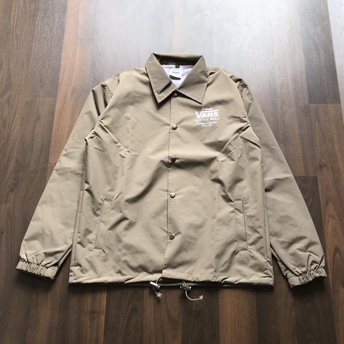 Vans off shop the wall windbreaker