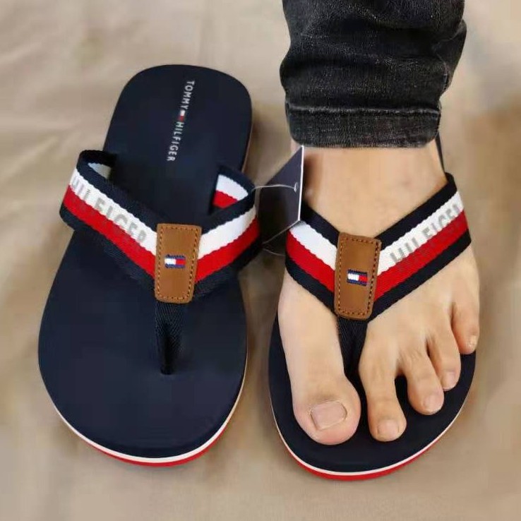 Tommy hilfiger hot sale men's slippers