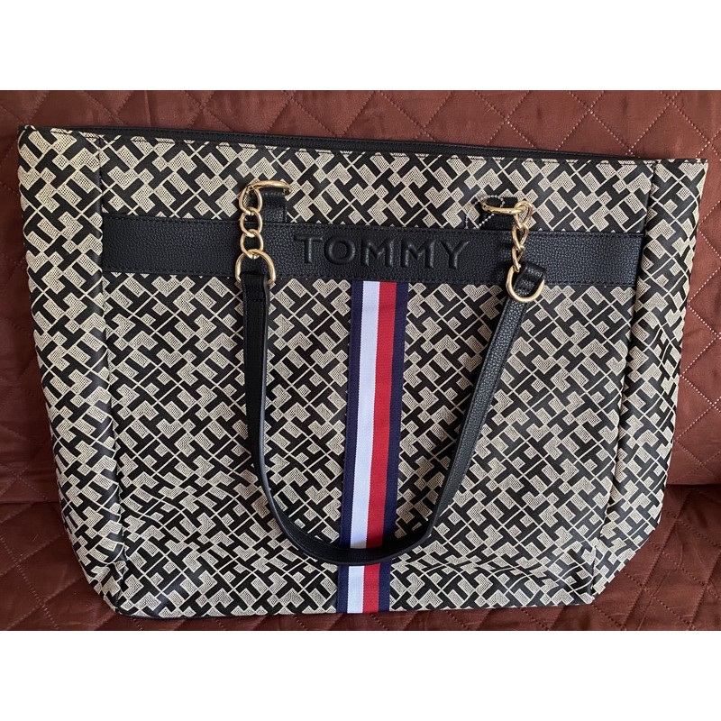 Tommy hilfiger deals large tote