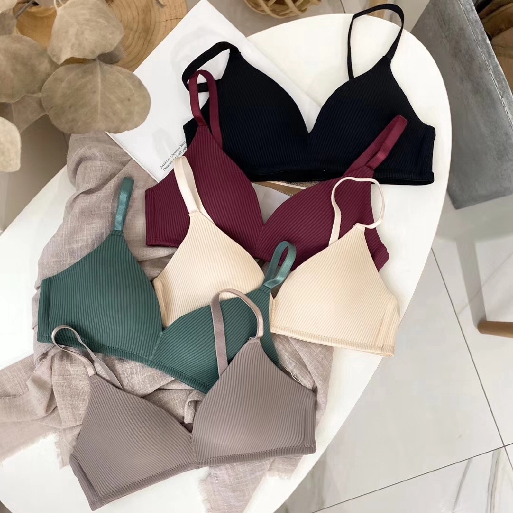 Bra Without Rims Push Up Small Chest Gathered to Receive the Women Wireless  Bralette