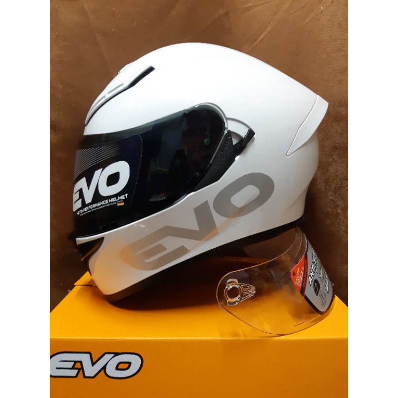 Evo helmet pearl store white