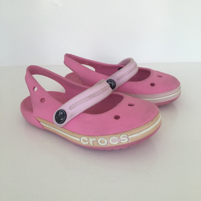 C8 sales size crocs