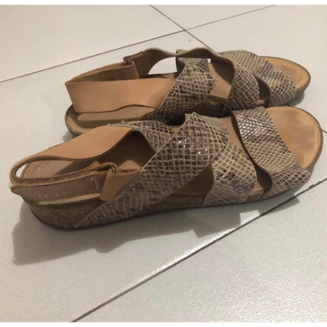 Clarks on sale snakeskin sandals