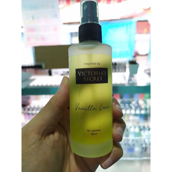 Body mist victoria secret vanilla lace hot sale