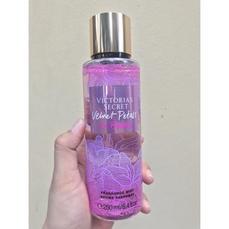 VICTORIA S SECRET VELVET PETALS IN BLOOM Body Mist 250ml Shopee