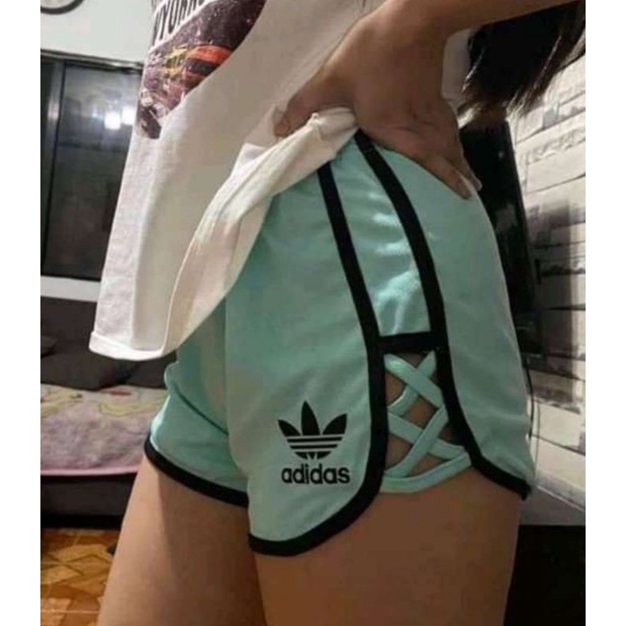 Pantaloncini adidas cheap tumblr