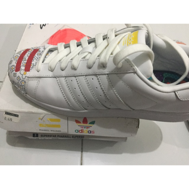 Adidas superstar pharrell williams on sale price