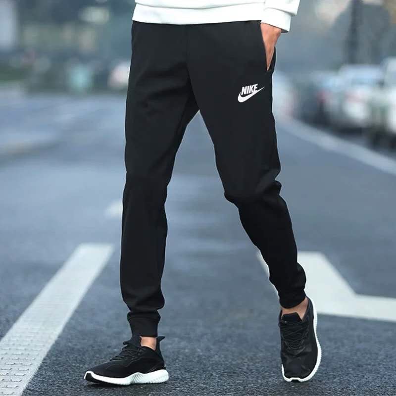 Nike clearance jogger jeans