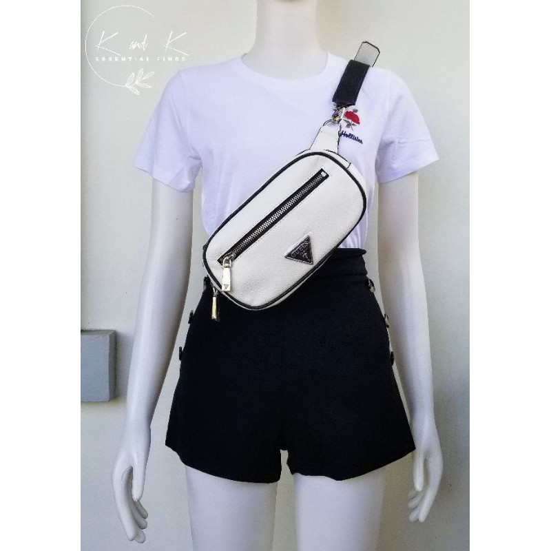 Guess belt store bag white