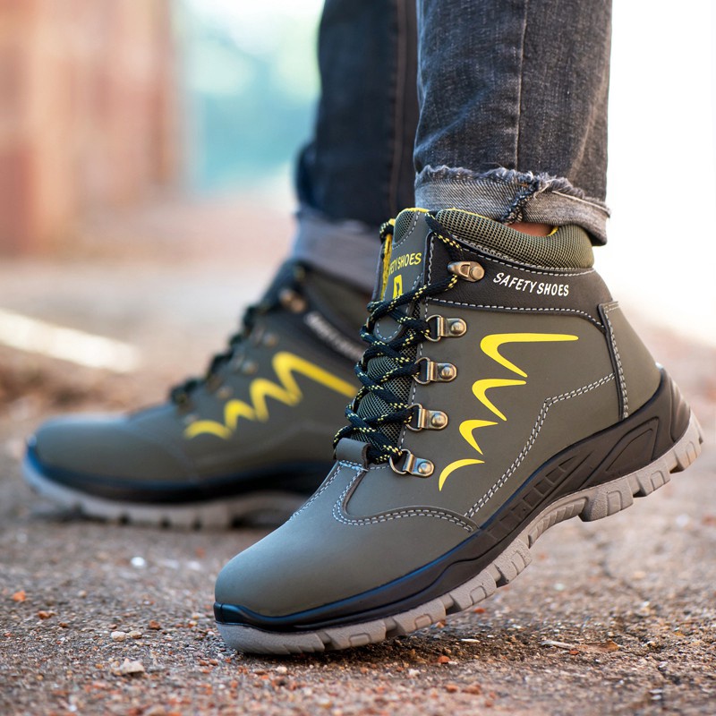 Breathable steel outlet toe cap boots