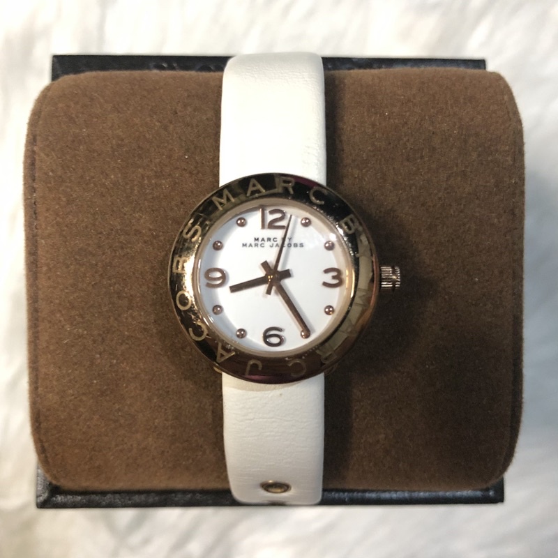 Marc jacobs discount watch leather strap