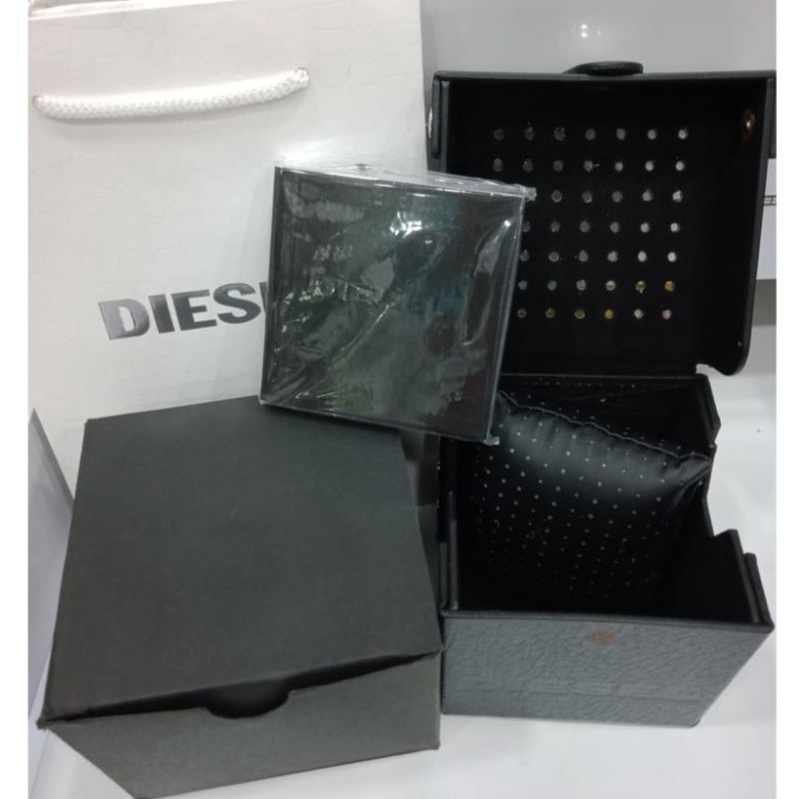 Diesel hotsell watch box