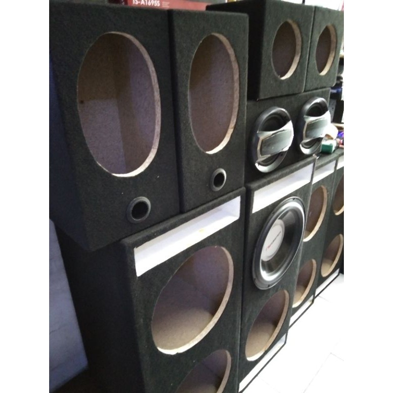 6 store speaker box