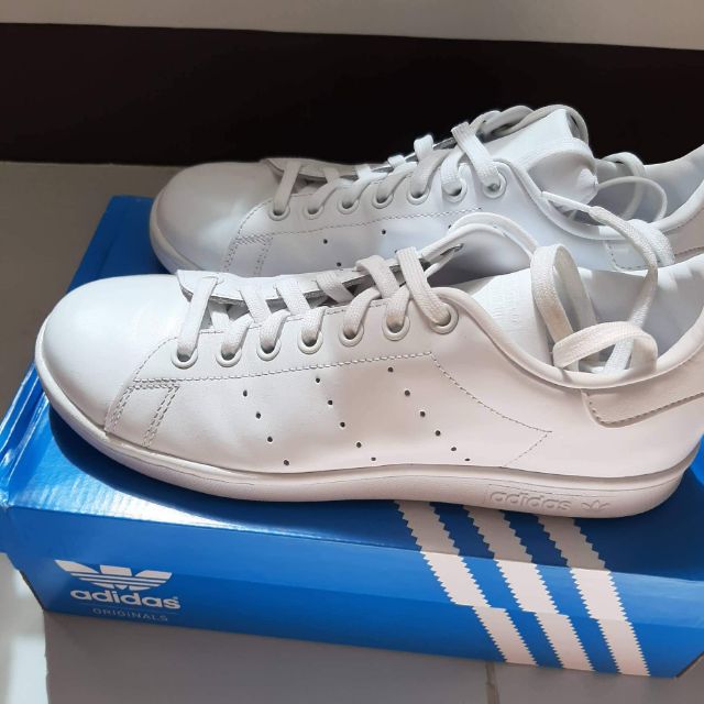 Stan smith best sale tripple white