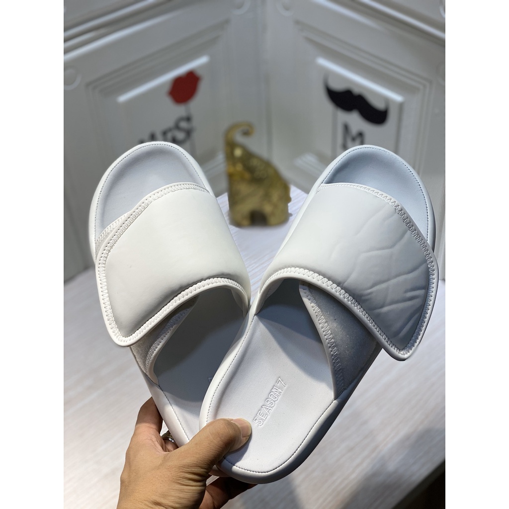 Yeezy season sale 7 sandals