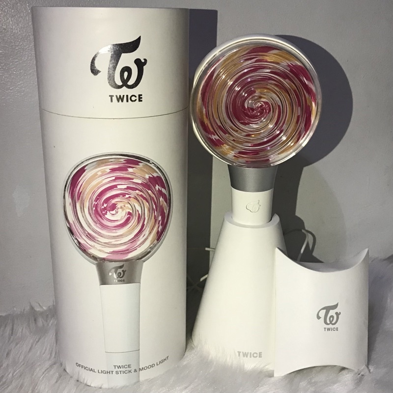 ONHAND] TWICE OFFICIAL LIGHTSTICK CANDY BONG VERSION 1 | Shopee