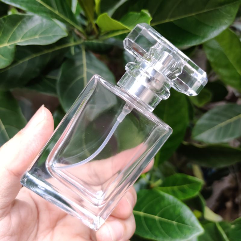 Chanel style 30ml EMPTY elegant glass spray perfume bottle for souvenirs  giveaways alcohol cologne