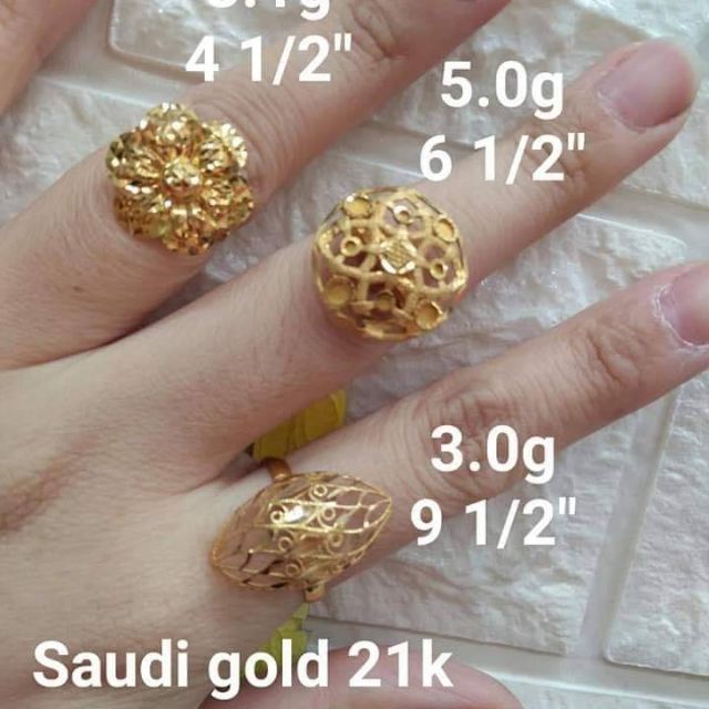 Saudi gold deals ring design