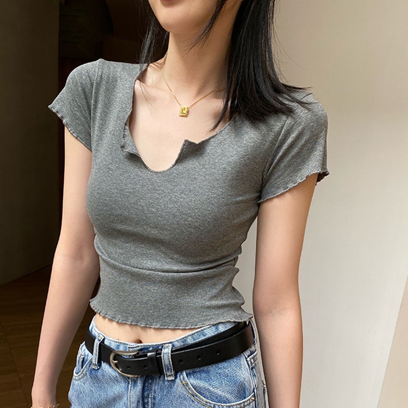 Slim Fit V-Neck Crop Top