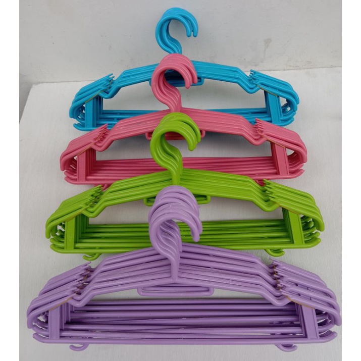 1132 plastic clothes hanger,pastel col 14.5 inches x 6.75H