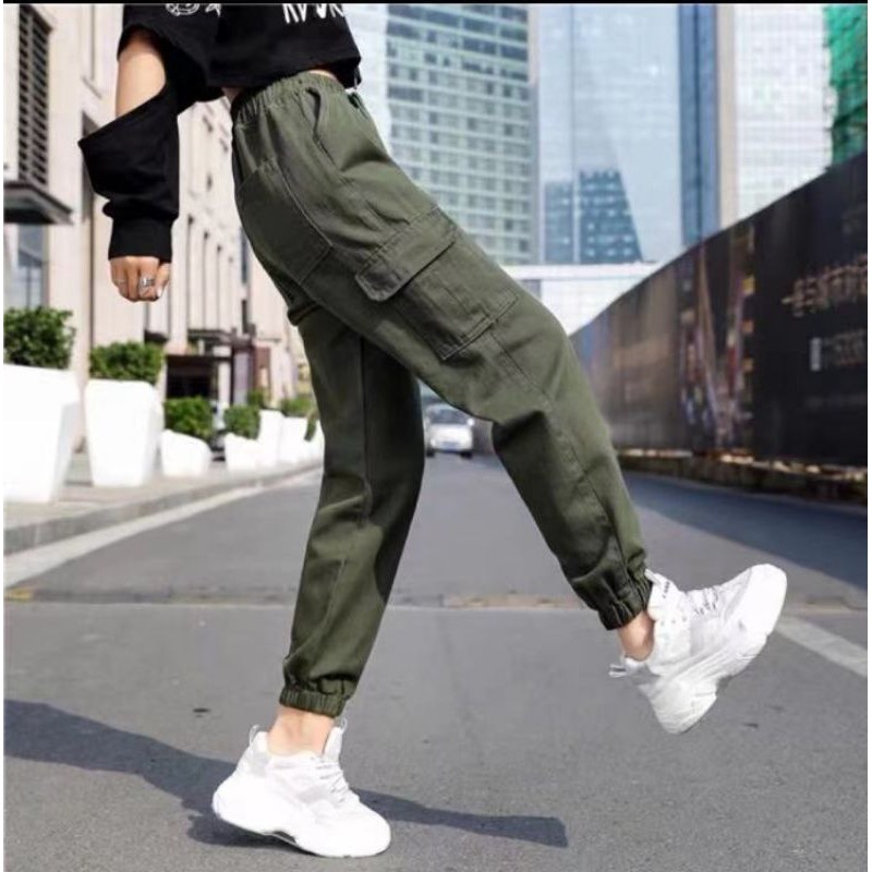 Jogger discount cargo pants