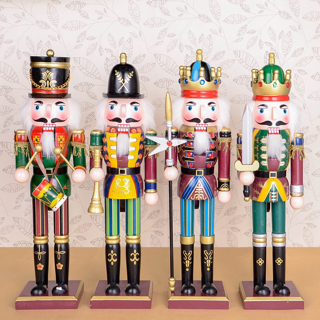 Types of store nutcrackers