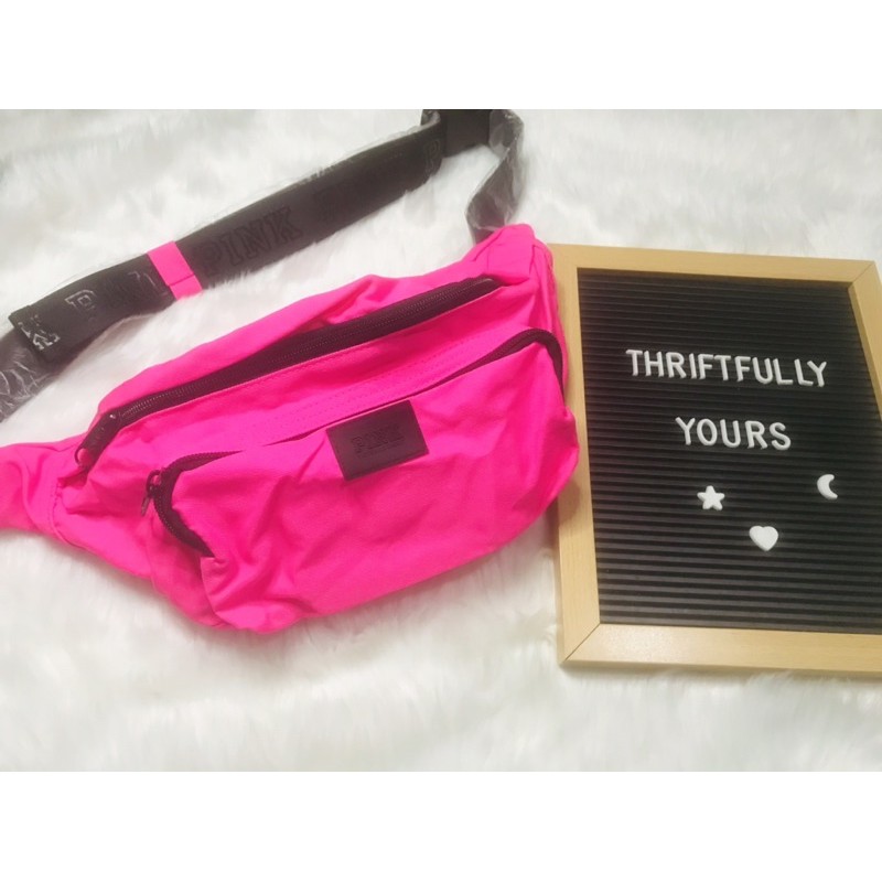 Pink brand hotsell fanny packs